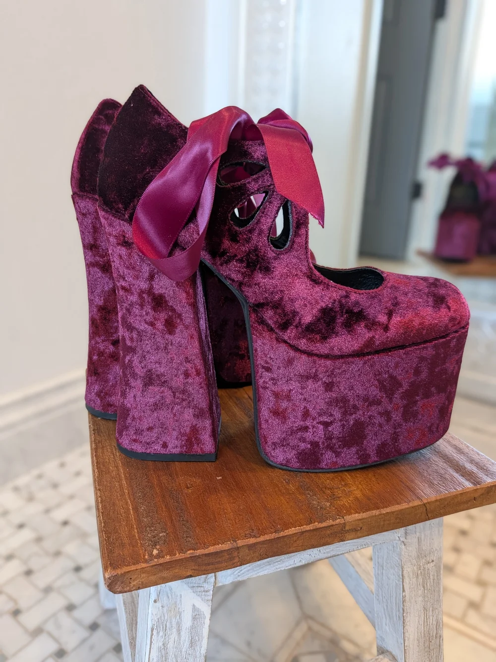 NWOT Widow By Dollskill 7 DECADENT VISION PLATFORM MARY JANES